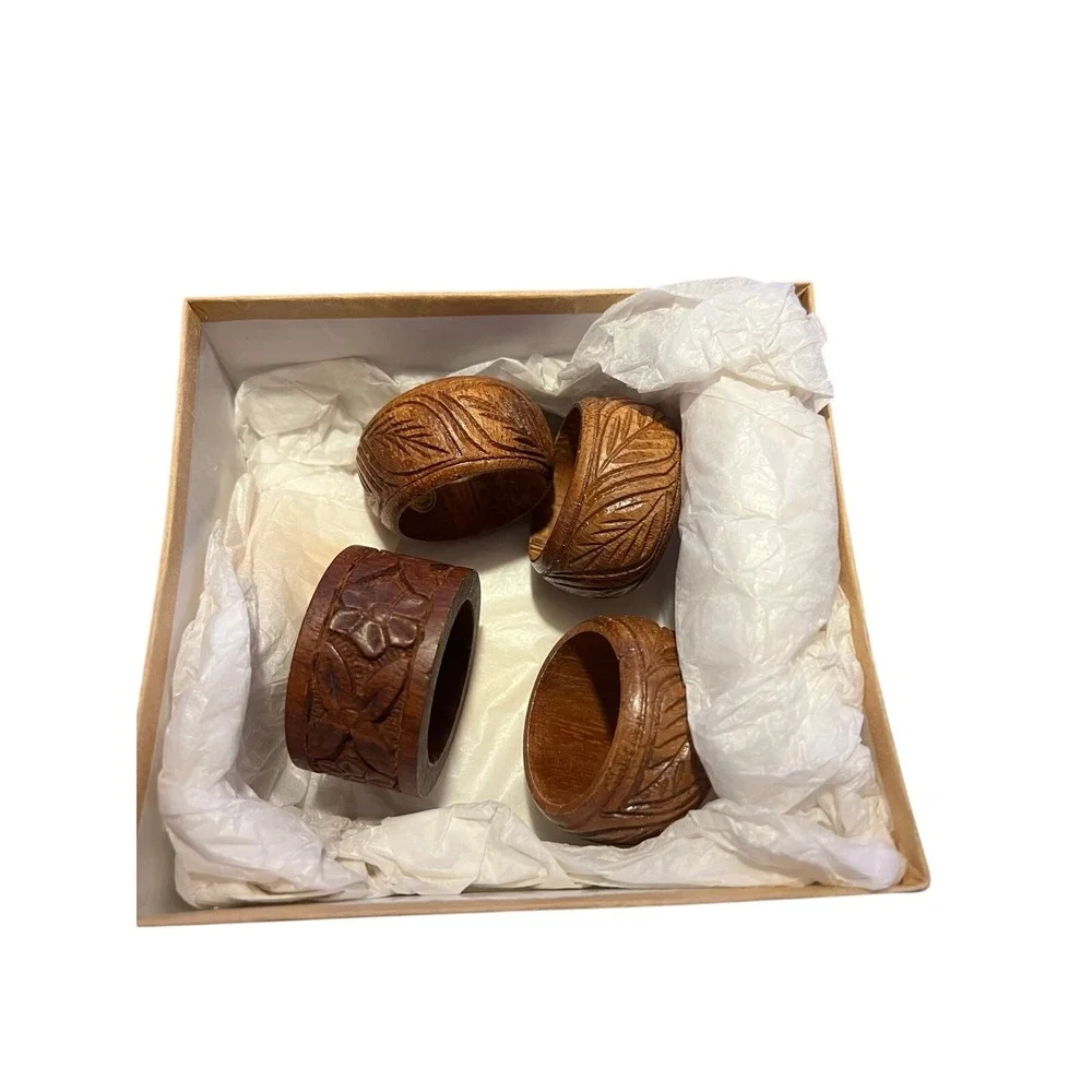 Vintage Hand Carved Wood Napkin Rings Set of 4 Floral Leaf Boho Rustic Brown